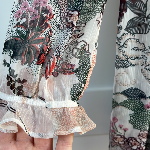 Ted Baker Willow long sleeve ruffle dress floral/ivory. Size 3. NWT - Picture 4 of 8